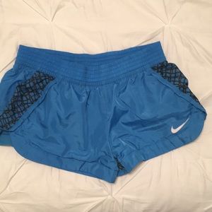 Nike nylon gym shorts size medium